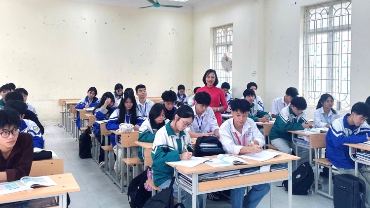 Ngon tô thứ 5 mự 20 căm bườn 11 pì 2025 – Xay giáo bók mồn Lịch sử nẳng trương nội trú Lao Cài