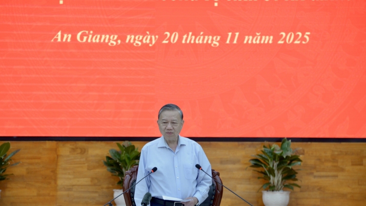 Pôa Tô Lâm - Kăn xiâm pơkuâ hnê ngăn Đảng pêi cheăng ƀă Khu kăn Tỉnh ủy An Giang