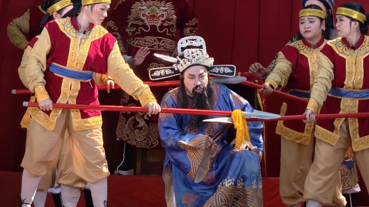 ADAOH HAT BOI DUAH TAL URANG PANG DI LABIK INEM MEK