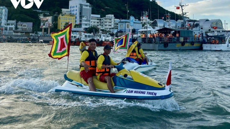 PAGLAONG ILAMO JIRAH RIVANG TASIK DALAM MEDIN BAHRAU DI BAN RAYA HO CHI MINH