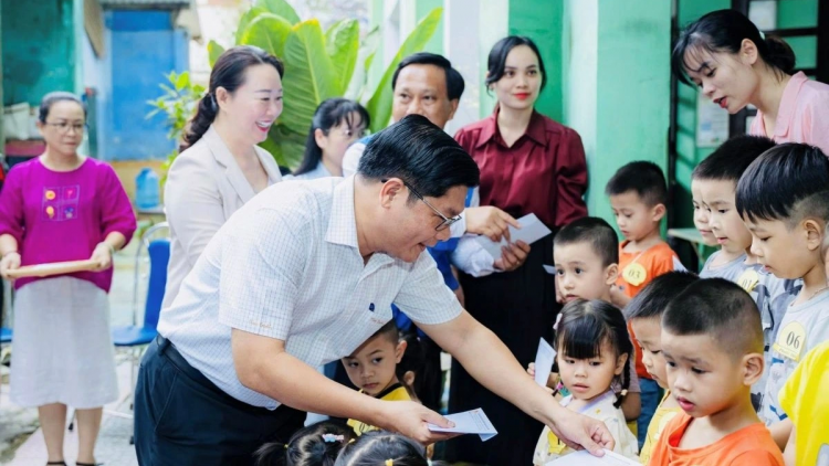 BAN RAYA HO CHI MINH RIK DAONG KA BHUM RIBUK, IA SUA JAIK 225 TY DONG GAM HAONG RILO NDAP NDA NJAUK HU