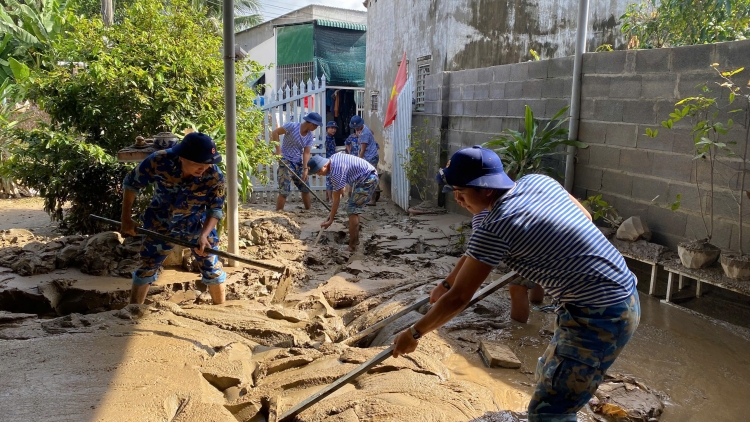 Jơh gùt lơgar sơm băt tê bal kah hờ tiah tàm gùl lơgar pròc mhàm