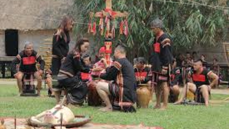 Iêu mthưr mnuih [uôn sang bi hgu\m mguôp