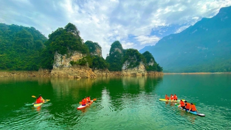 PHÀI LỪA PÂY CHỒM TẢ NẶM CHANG DÚ TUYÊN QUANG