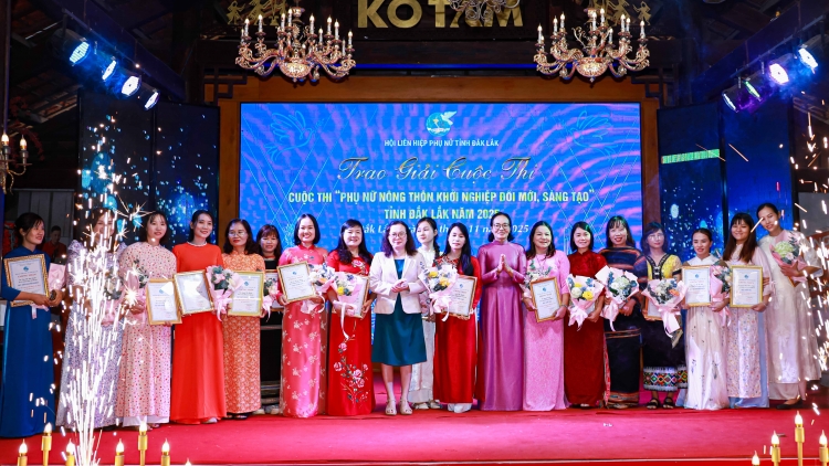 Dak Lak pơ-eăng 18 tơdroăng tơkêa pơxiâm pêi cheăng ngiât dêi vâi kơdrâi a thôn pơlê