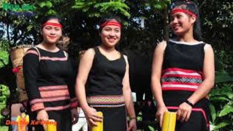 Mơhnhôk kuăn cháu hriâm i rơkê vâ ai cheăng pêi