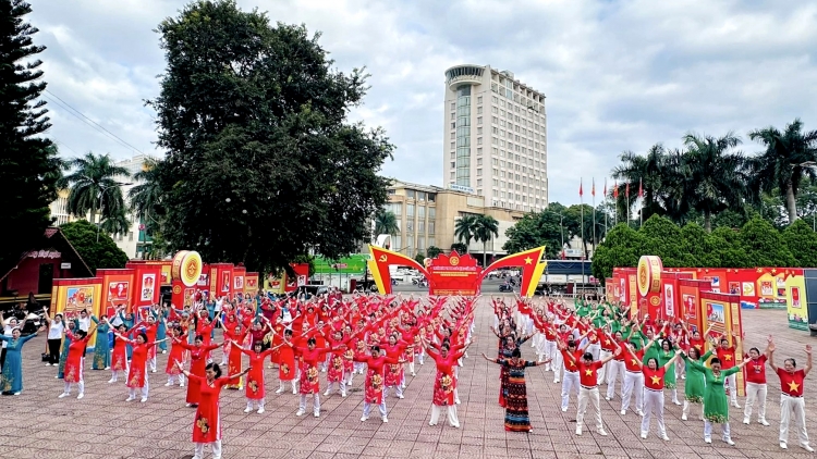 Srơh tàp pràn să jan dong cau dờng sơnam càr Dăk Lăk “kis chờ - kis pràn – kis geh kwơ” 