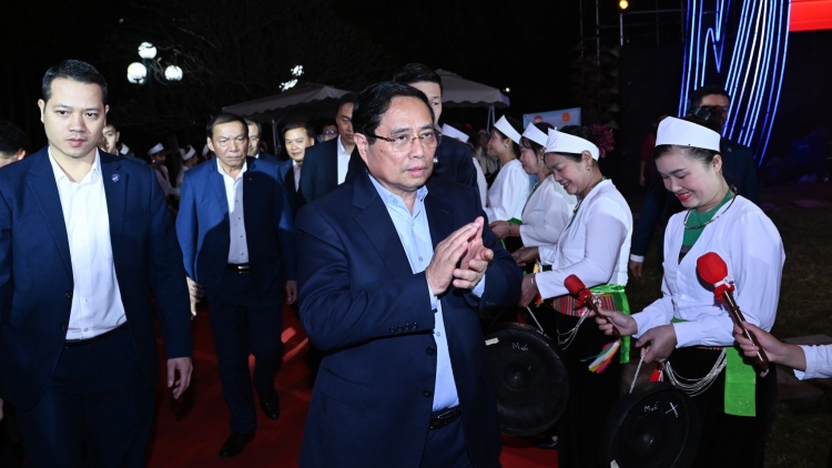 Tơdroăng nếo ai – Hâi péa lơ 25.11.2025