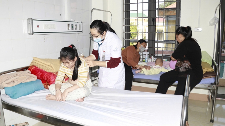 Ngon tô thứ 4 mự 04 căm bườn 12 pì 2025: Côn chếp khảu non hươn dà lài khửn, Lào Cai đù đì họt vịa dàu dà cánh chự phong