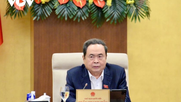 Vi ƀan Pơkuâ cheăng Kuô̆k hô̆i hôp séa ngăn, tơbleăg Luât ‘mâi hơ’lêh, tơ’nôm mâu tơdroăng dêi Luât Kăn sát ngăn hyôh kong prâi 