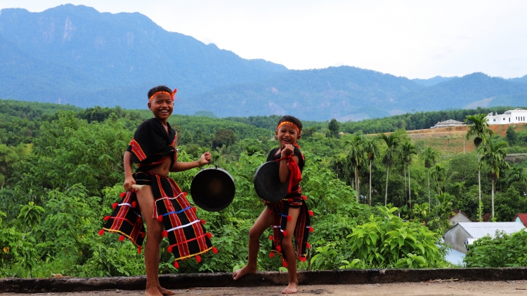 T'RUIH PA XƯL P'RA CƠ TU THỨ 5 T'NGAY 18/12/2025