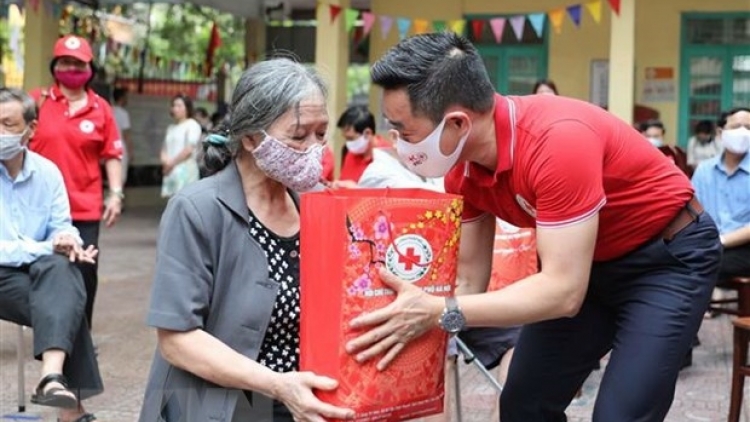 JAIK 30.000 PAOK KAYA ALIN BINGUN TET PAYUA KA URANG KATHAOT, URANG BAOH SANG KAN KANDAH DI BINGUN TET NGUYEN DAN