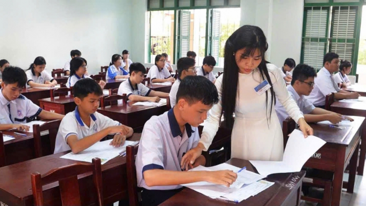 ពត៌មាន ម៉ោង ១៥