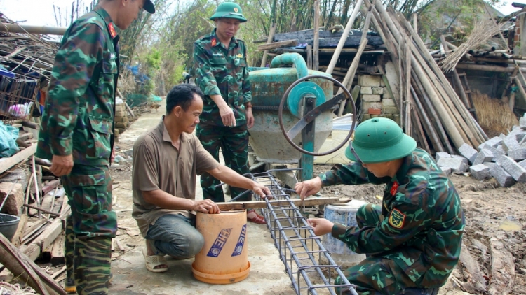 Tơlơi ngă sen "Pơdong glăi sang-Ngă pơđao pran jua mơnuih ƀôn sang"