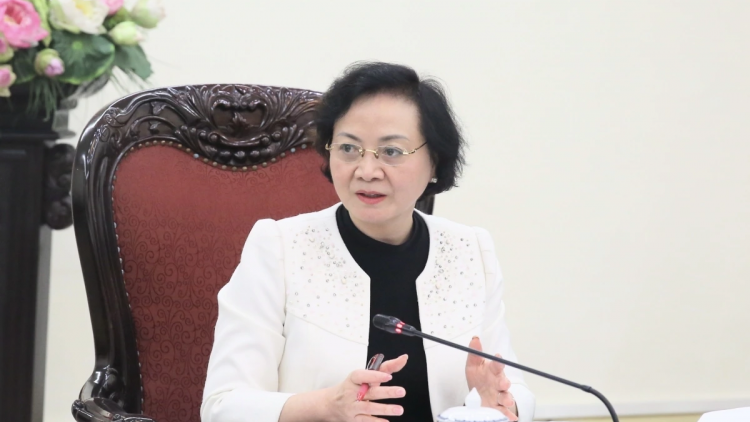 LÂH 2 R’BHÂU ĐẠI BIỂU PÂH HỘI THI CHĂP KIÊNG K’TIÊC K’RUUNG G’LUH 11