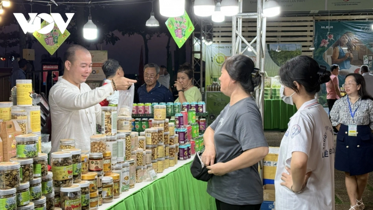 BAN RAYA HO CHI MINH BA NDAP NDA OCOP NAO TAL ATAH JANG