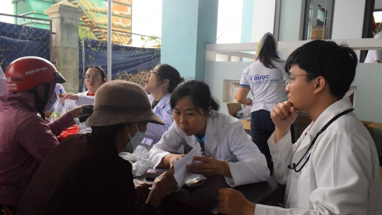 Đắk Lắk vei sơđơ̆ng jơhngơ̆m pran ăn kon pơlei tơring đak lơ̆p