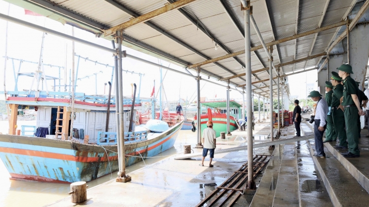 Mơnuih ƀôn sang Dak Lak pơphun bơyan phrâo trun mă akan hơdang pơtrut ngă tui tơlơi phiăn  IUU