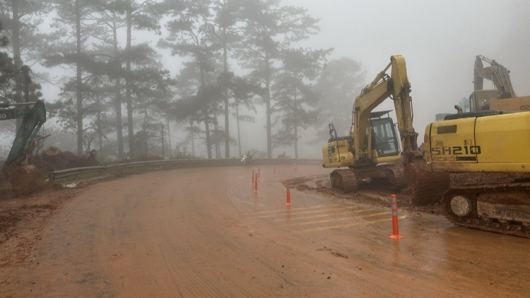 Càr Lâm Đồng ai ing rơndeh  rơndồ lòt rê tàm kuèl D’Ran