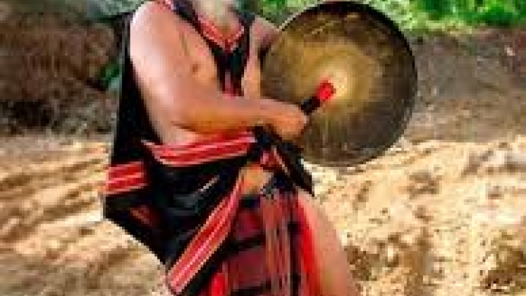 Ba ối dê̆ Dam Teang