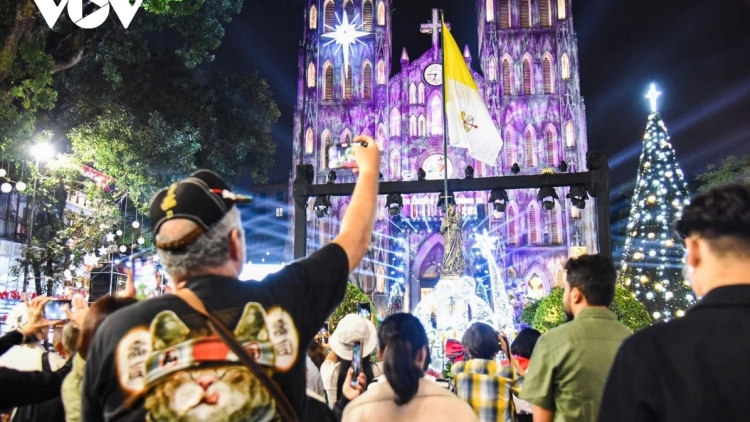 Lâp tơnêi têa sôk hâk lâp luô tung kơmăng Pâ Xeăng chu chiâng mơngế