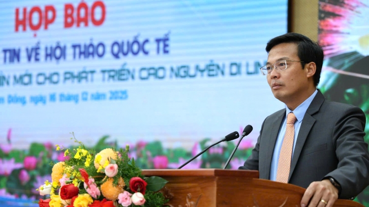 Pơrjum cri bơyai ală lơgar jŏ jòng mờ jơnau kơlôi sơnơng pa bơtàu tơnguh Tiah kơh bơnơm Di Linh 