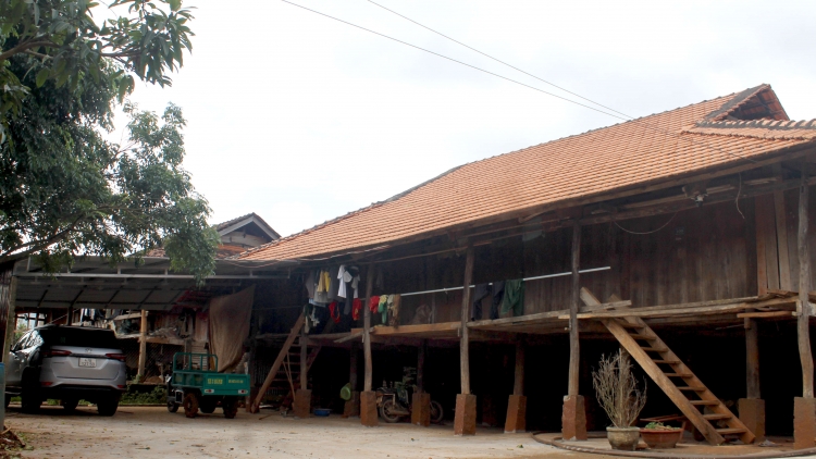 Ƀòn Nùng tơlir niam tàm ù tiah pa Tam Giang, càr Dăk Lăk 