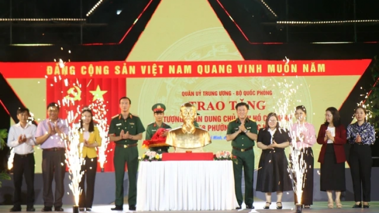 MENTRI QUOC PHONG ALIN METEH RUP PATAU WA HO KA 168 XA, PHUONG, DAC KHU BAN RAYA HO CHI MINH