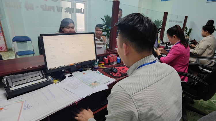 Nênhs jông uô hâux lưv jông hnuz 18-12-2025