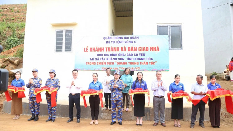 Ling tơhan mơnuih ƀôn sang anih kơnang pran jua ană plơi ƀơi kual ia ling dăo Khánh Hòa