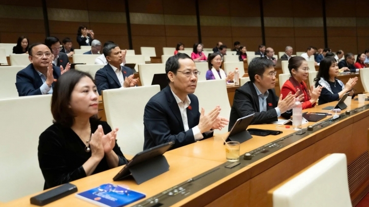 Kuô̆k hô̆i tơbleăng ăm pêi pro hên Luât, tơdroăng pơkâ ki kal