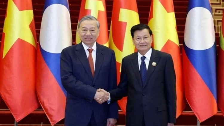 Mông bưp khua mua pơprong plah wah Ping gah Cộng sản Việt Nam hăng ping gah Mơnuih ƀôn sang ngă kơhrŭ dêh čar Lao