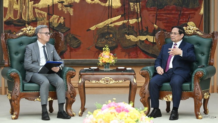 Thủ tướng Phạm Minh Chính wơt Kruanh N’gâng kan tâm rnglăp nchră nău Lào