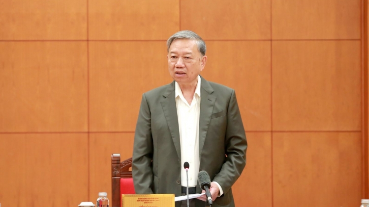 Tơlơi pơhing phrâo lơ 4-12-2025