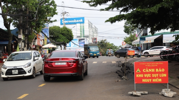 Ơm mkra lôch nău pĭch rluh trong ta nkual ƀon têh Gia Nghĩa