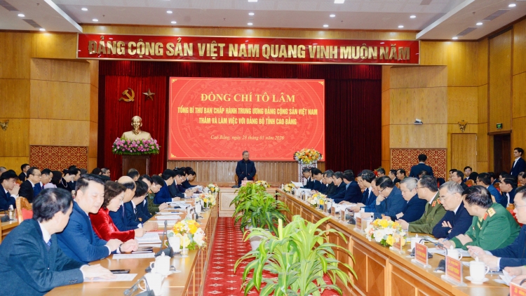 Tổng Bí thư Tô Lâm năm ngôi păng pơgơ̆r jơ bơ̆jang hăm Khŭl chĕp kơ̆l pơgơ̆r Đảng bộ dêh char Cao Bằng