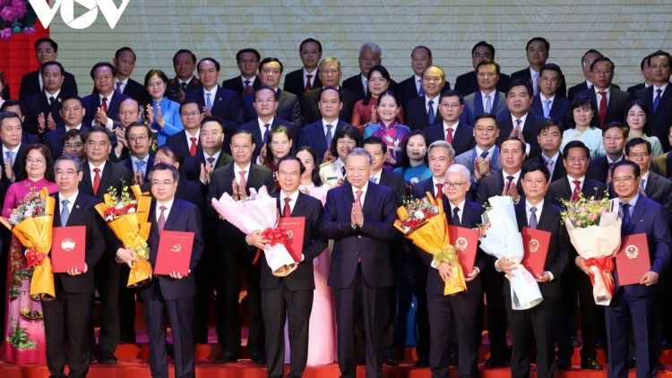 TPHCM MBANG AKAOK METI AR KHAN KA 12 BRUK NGAK SIAM ABIH DI THUN 2025