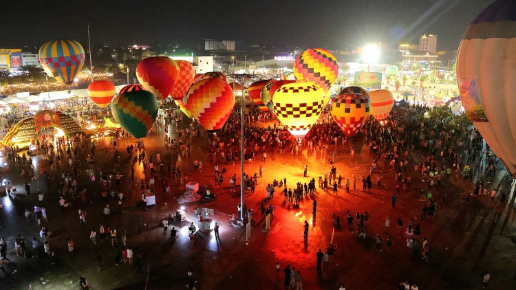 ពត៌មាន ម៉ោង ១៥