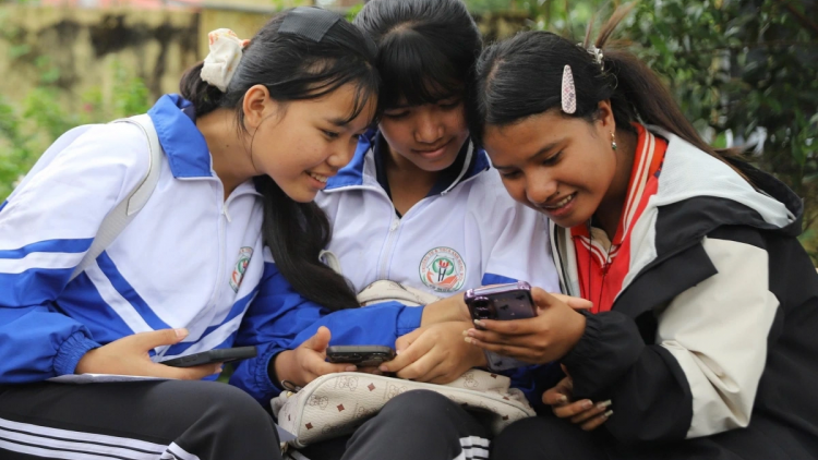 PAGLAONG PASIAM ASAR PATO MEGRU BHUM BANGSA TAKIK DI GIA LAI