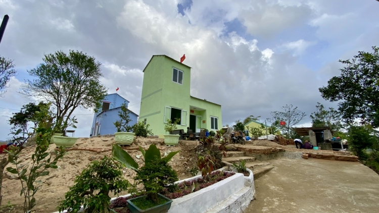 Kahan alŭ wăl 5 jao êbeh 100 boh sang hlăm “hdră êlan Quang Trung” tai Daklak lehanăn Khánh Hòa 