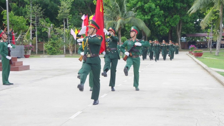 Chiến sĩ miền Tây