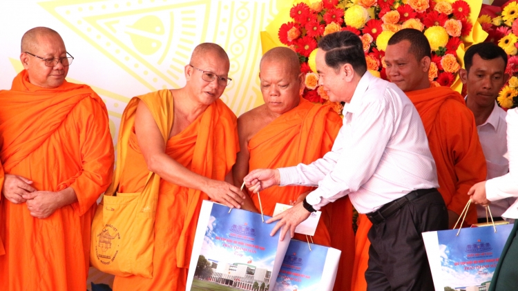 ការផ្លាស់ប្តូររបស់តំបន់ជនរួមជាតិខ្មែរនៅក្រុងកឹងធើ 