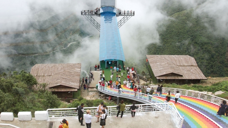 Ngon tô thứ 6 mự 2 căm bườn 1 pì 2026 – Dù lịch Lài Chầu hựt khửn té pưng bản khuống khèo chăn