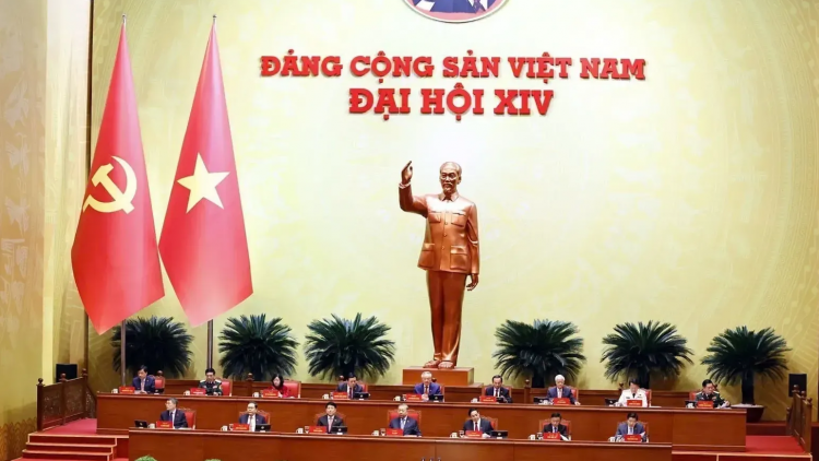 NYAOM ROYA PAKAT NEGAR MBANG XIV DI NDANG TAME NGAK BRUK KA KLAU