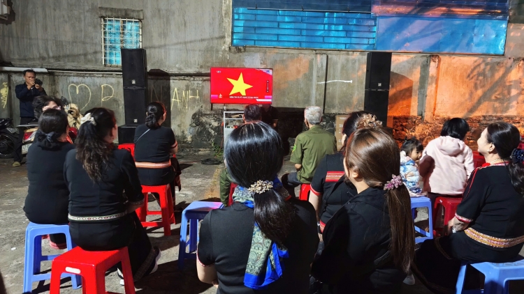 Lăn Dap Kngư jăk siam hŏng hla čhiăm gru, mnga mơak Klei bi kƀĭn Đảng  