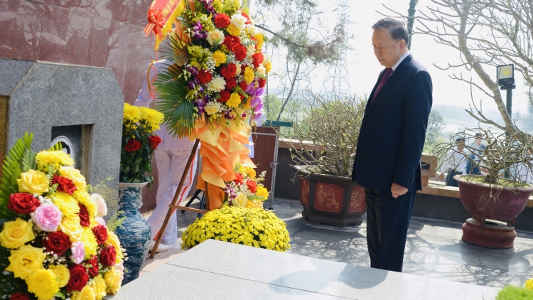 Khua gĭt gai Đảng Tô Lâm myơr brui mgưi bi hdơr khua gĭt gai Đảng Trần Phú ti Wăl kriê pioh hƀuê ênuk ala čar Klah 3 Đồng Lộc 