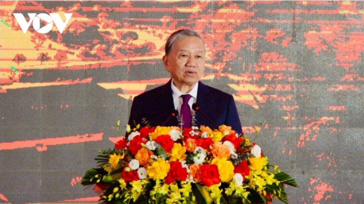 Khua git gai ping gah ơi Tô Lâm pơphun brơi man pơdong sang hră đôm lăm Trường Hà, Cao Bằng