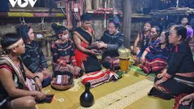 Mŏ nhŏ kơ oh (Nâ khíu o)