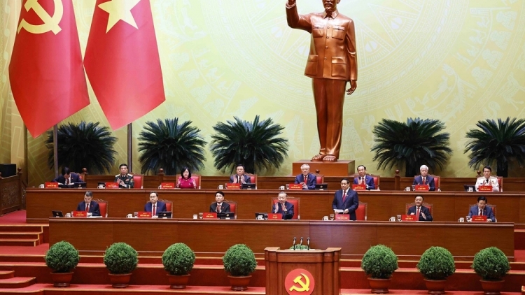 ĐOÀN CHỦ TỊCH ĐẠI HỘI ĐẠI BIỂU PRANG K’TIÊC K’RUUNG G’LUH XIV ÂNG ĐẢNG CỘNG SẢN VIỆT NAM 