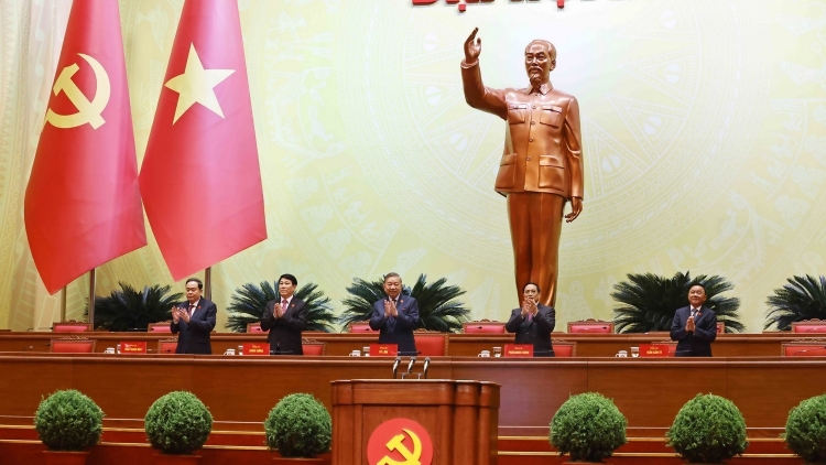 ពត៌មាន​ម៉ោង១៥